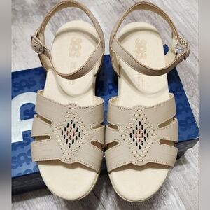 SAS Huarache Women's Strap Natural Cushioned Sandal Size 7.5 M